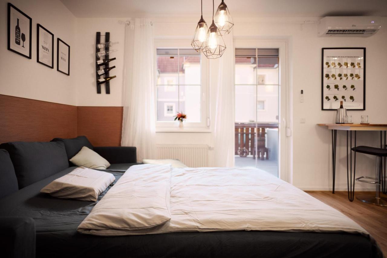Ausg'Steckt - Wine Flat Modling - Great Location Appartamento Esterno foto